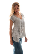 Load image into Gallery viewer, Μπλούζα με Παγιέτα